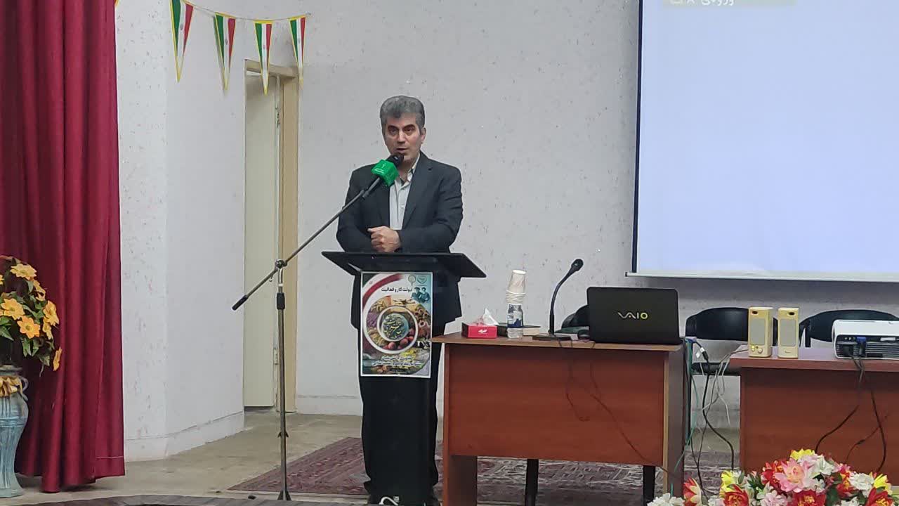 رییس سازمان جهاد کشاورزی استان گیلان:  نگاه همراه با علم و دانش کشاورزی نجات‌بخش تولیدکنندگان است